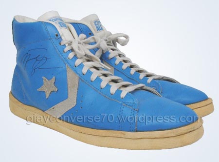 giầy converse có chữ ký Michael Jordan